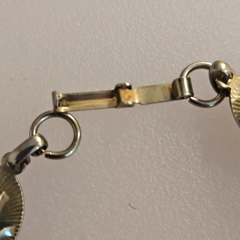 Teal, blue Moonglow Thermoset stones set gold tone link bracelet VINTAGE - Picture 7 of 7